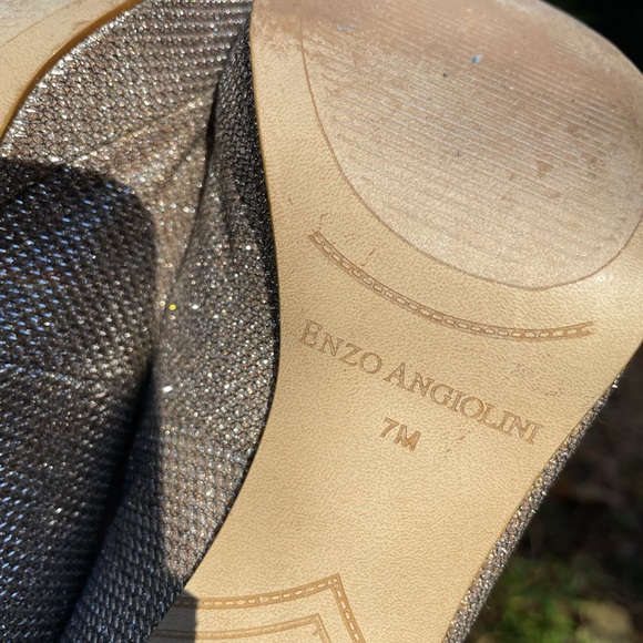 Enzo Angiolini Silver Sparkle Peep Toe Pumps - Picture 3 of 6